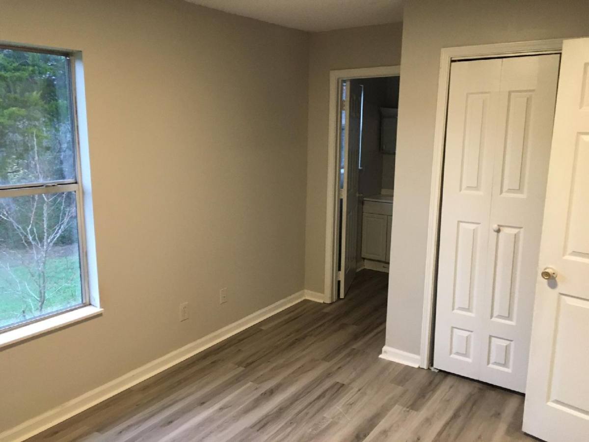 Apartment for rent at 195 Ellis St, Vonore, TN 37885