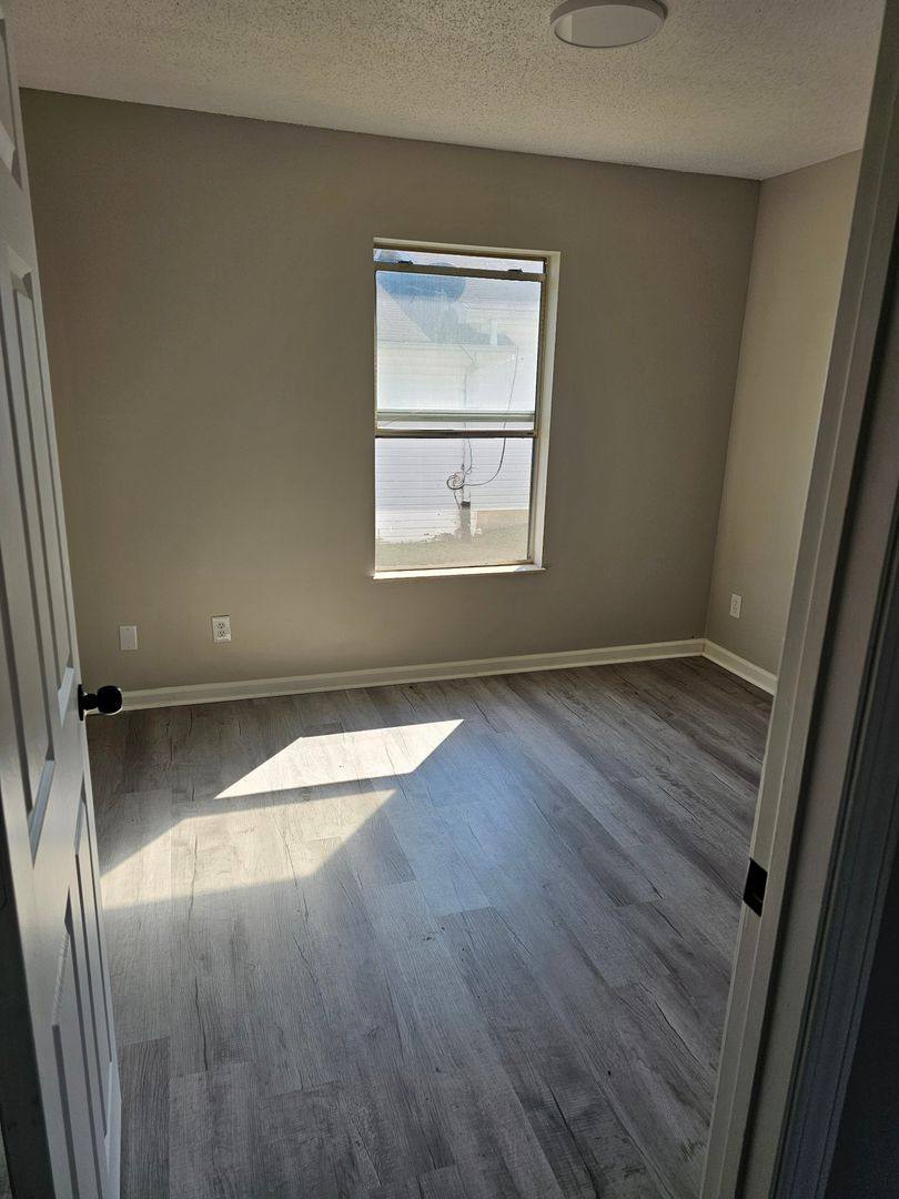 Apartment for rent at 195 Ellis St, Vonore, TN 37885