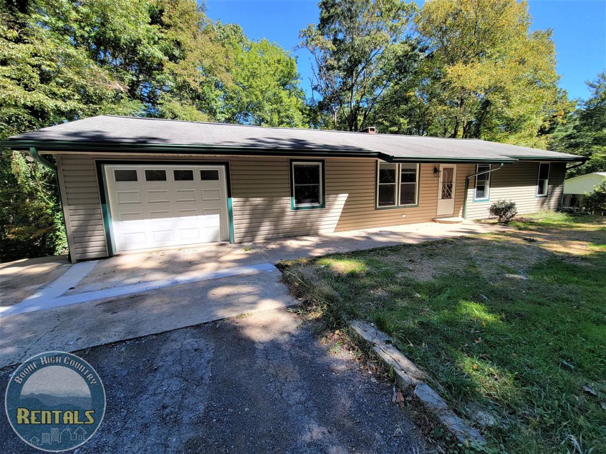House for rent at 733 Forest Hill Dr, Boone, NC 28607