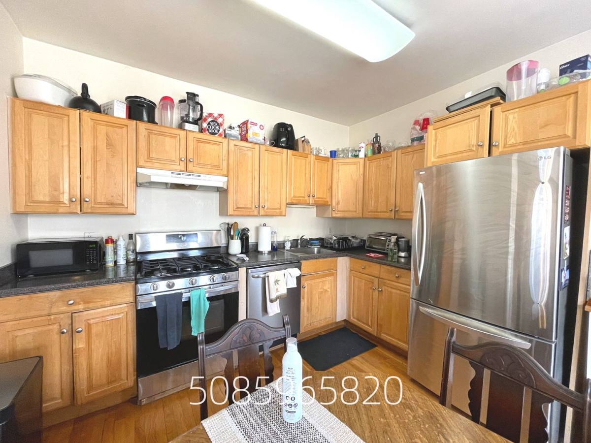 Townhouse for rent at 77 Englewood Ave #A1, Brookline, MA 02445