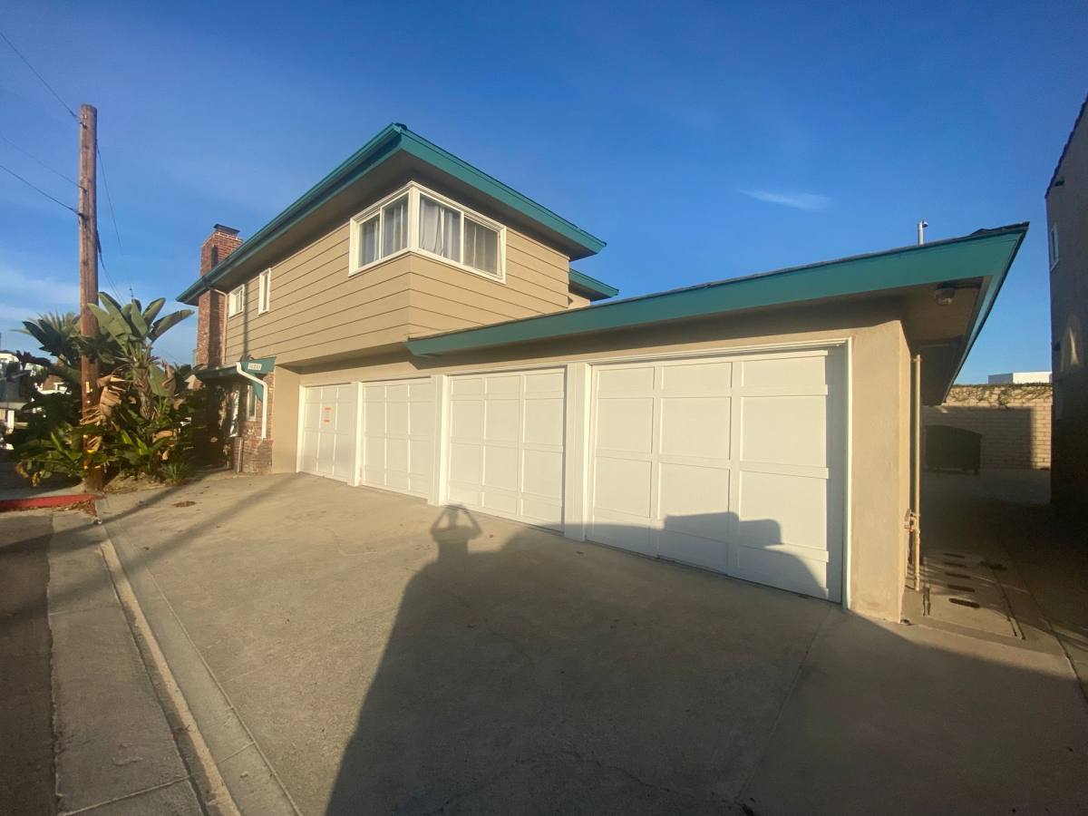 Apartment for rent at 626 Clubhouse, Newport Beach, CA 92663