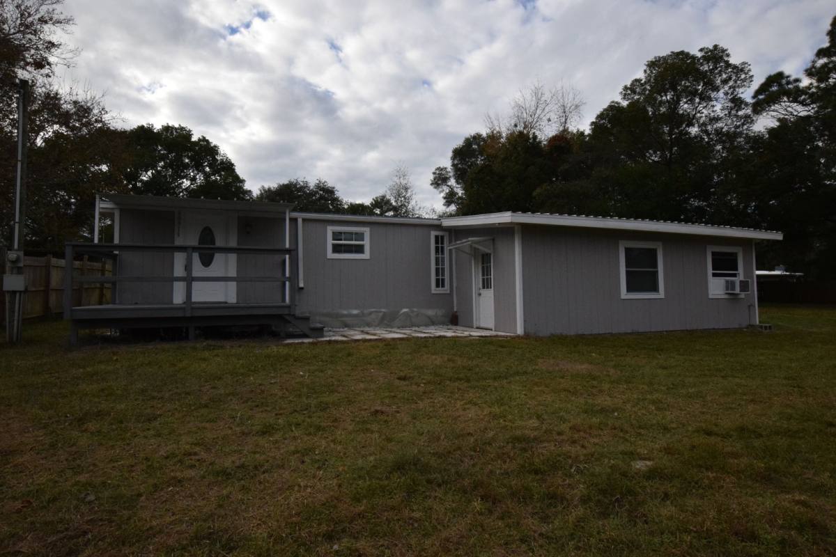 House for rent at 40919 Pine Tree Lane #LAKE, Eustis, FL 32736