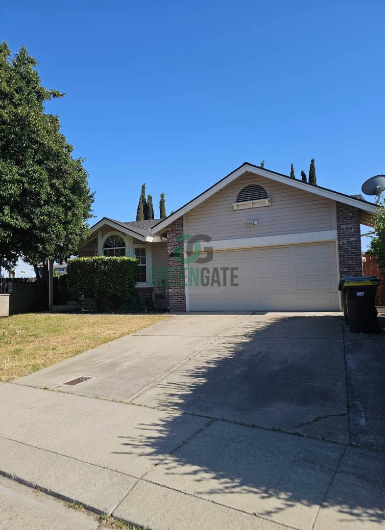 House for rent at 144 Camelback St, Lathrop, CA 95330