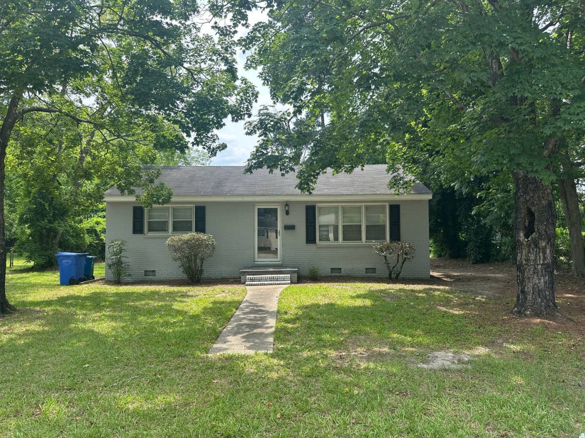House for rent at 116 Hunter Circle, Fayetteville, NC 28304
