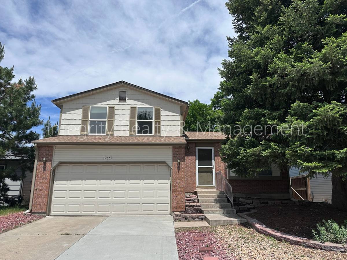 House for rent at 17657 Ponderosa Ave, Parker, CO 80134