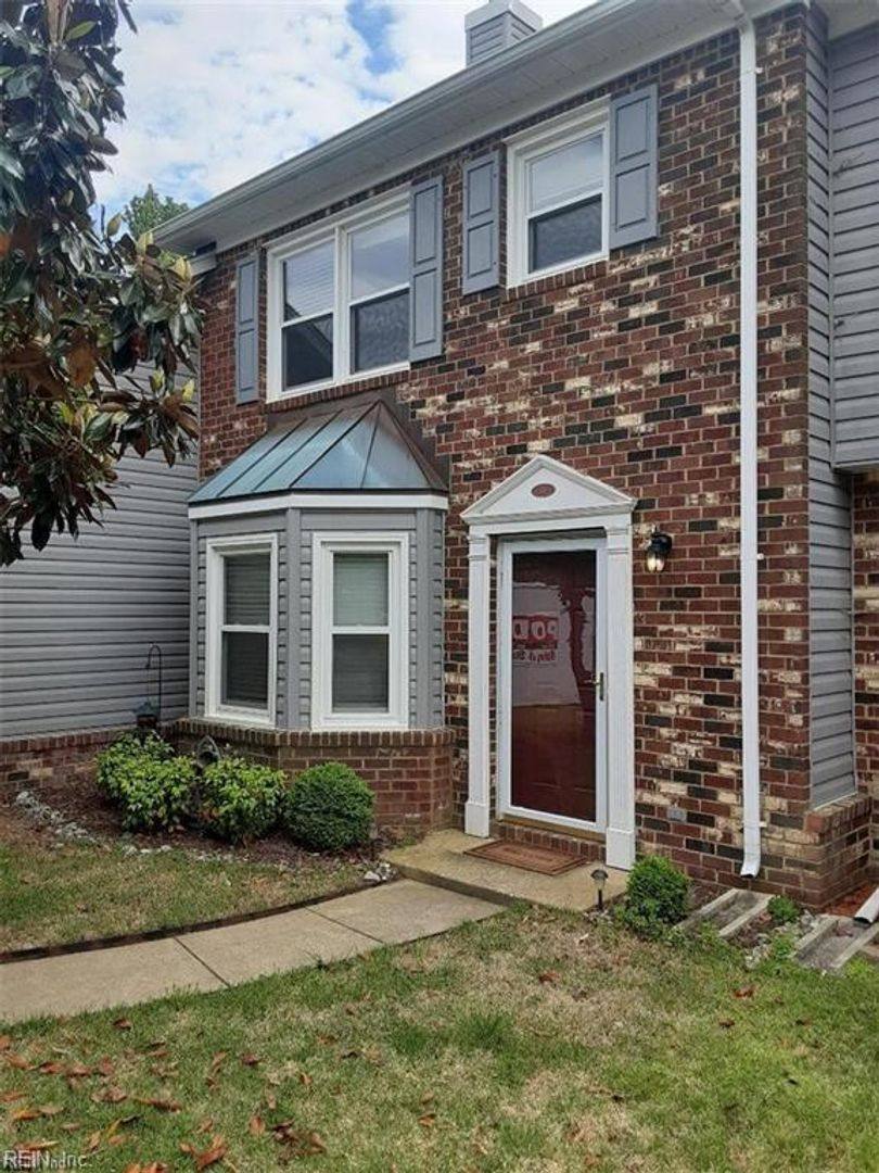 Townhouse for rent at 116 Tannin Bark Trail, Yorktown, VA 23692