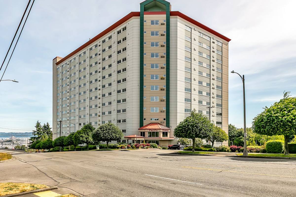 Condo for rent at 3201 Pacific Ave, Tacoma, WA 98418