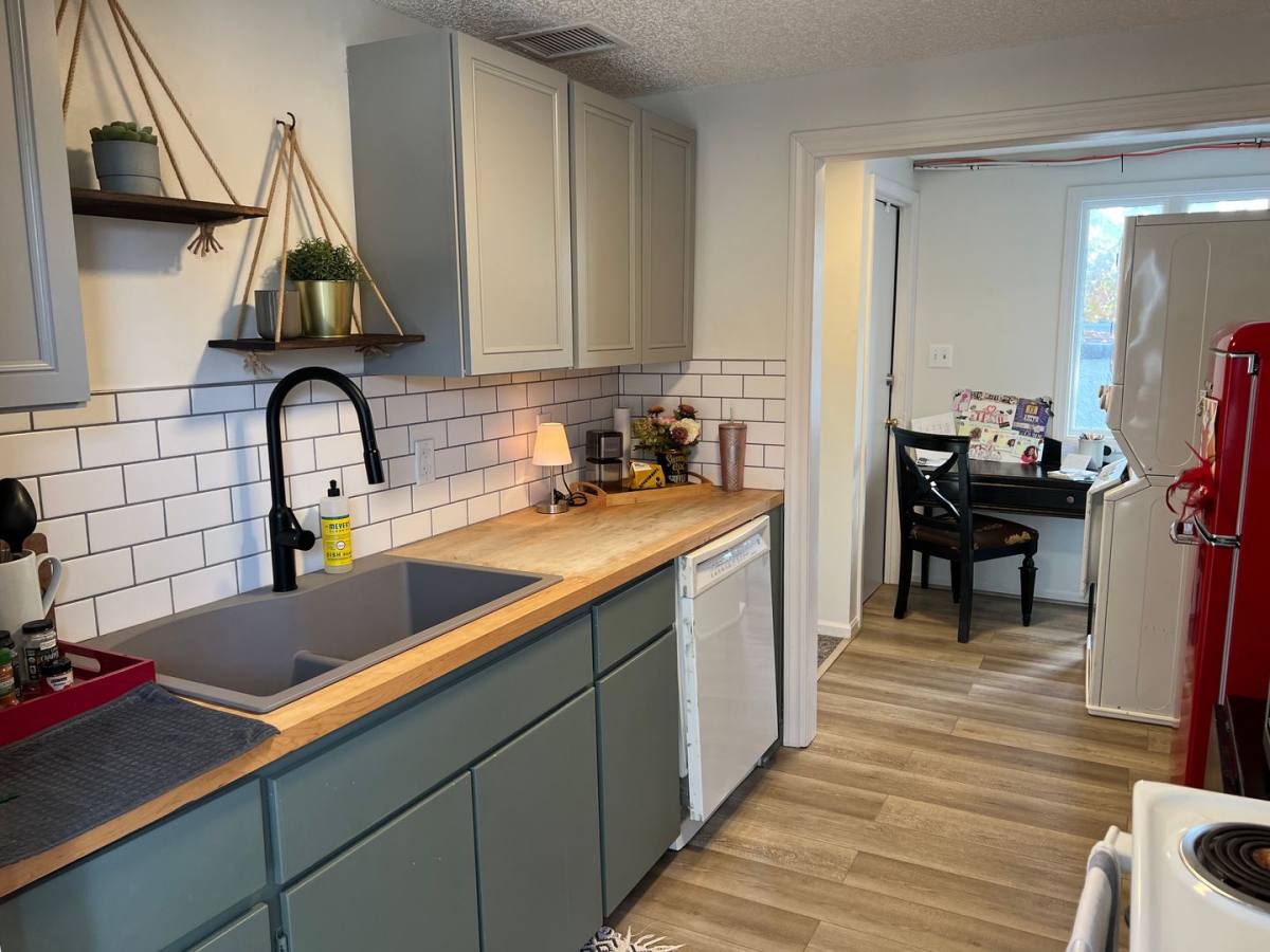Condo for rent at 1201-1209 W 47th St #4706 Holly, Kansas City, MO 64112