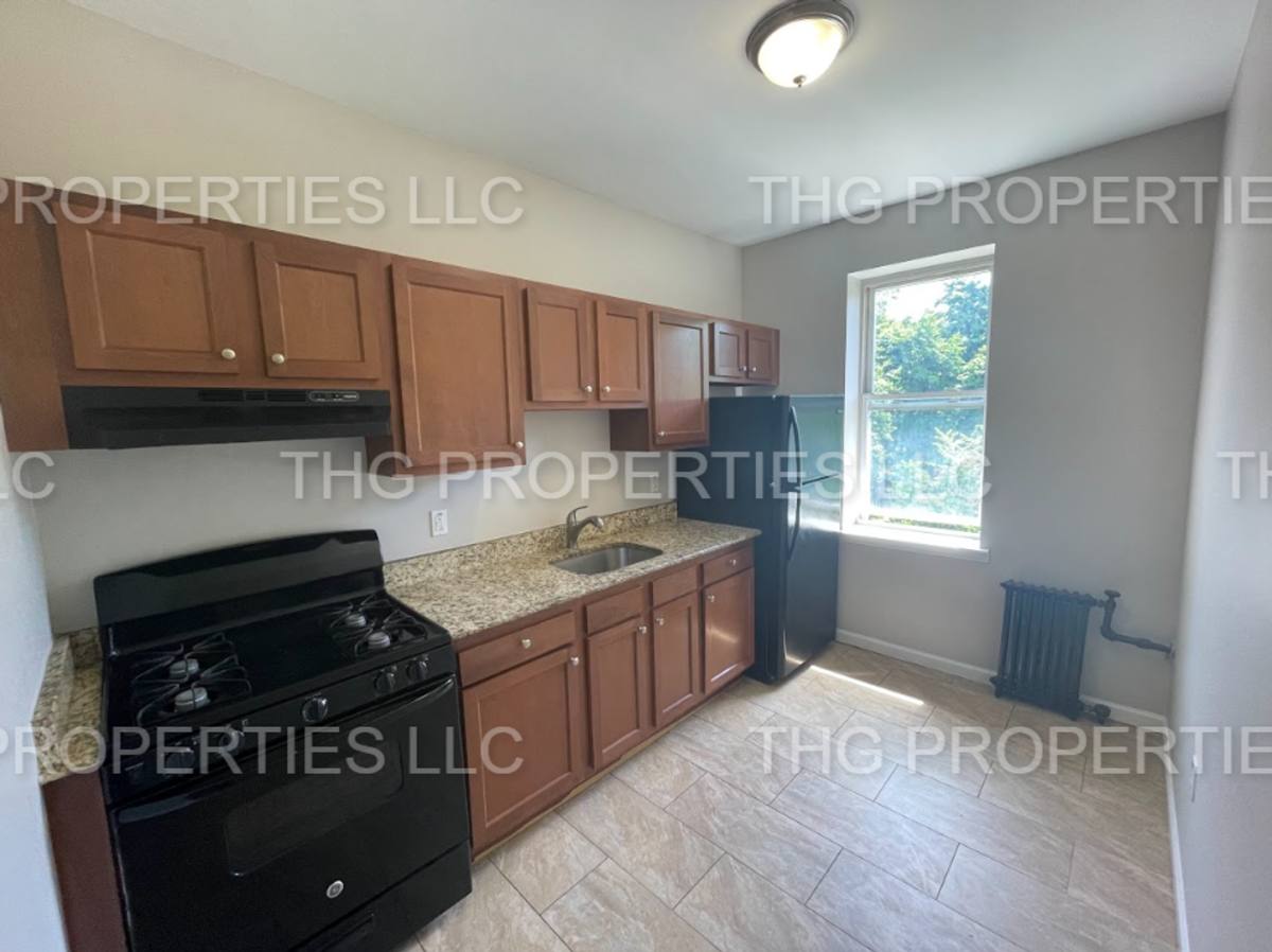 Apartment for rent at 641 Lincoln Ave, Orange, NJ 07050
