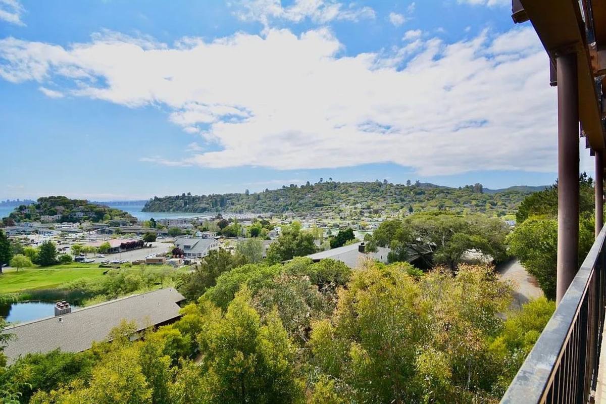 Apartment for rent at 20 Harbor Oak Dr #21, Belvedere Tiburon, CA 94920