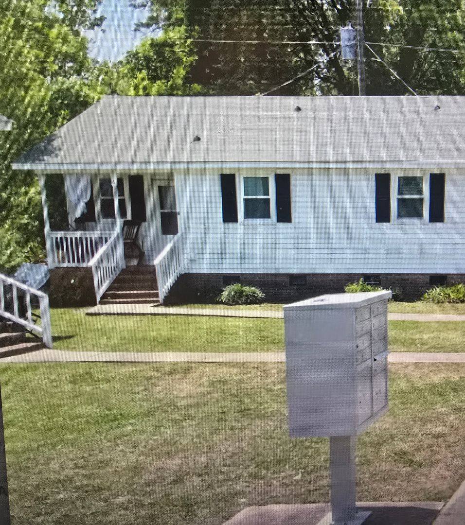 Apartment for rent at 2549 Cherry St, Columbia, SC 29205