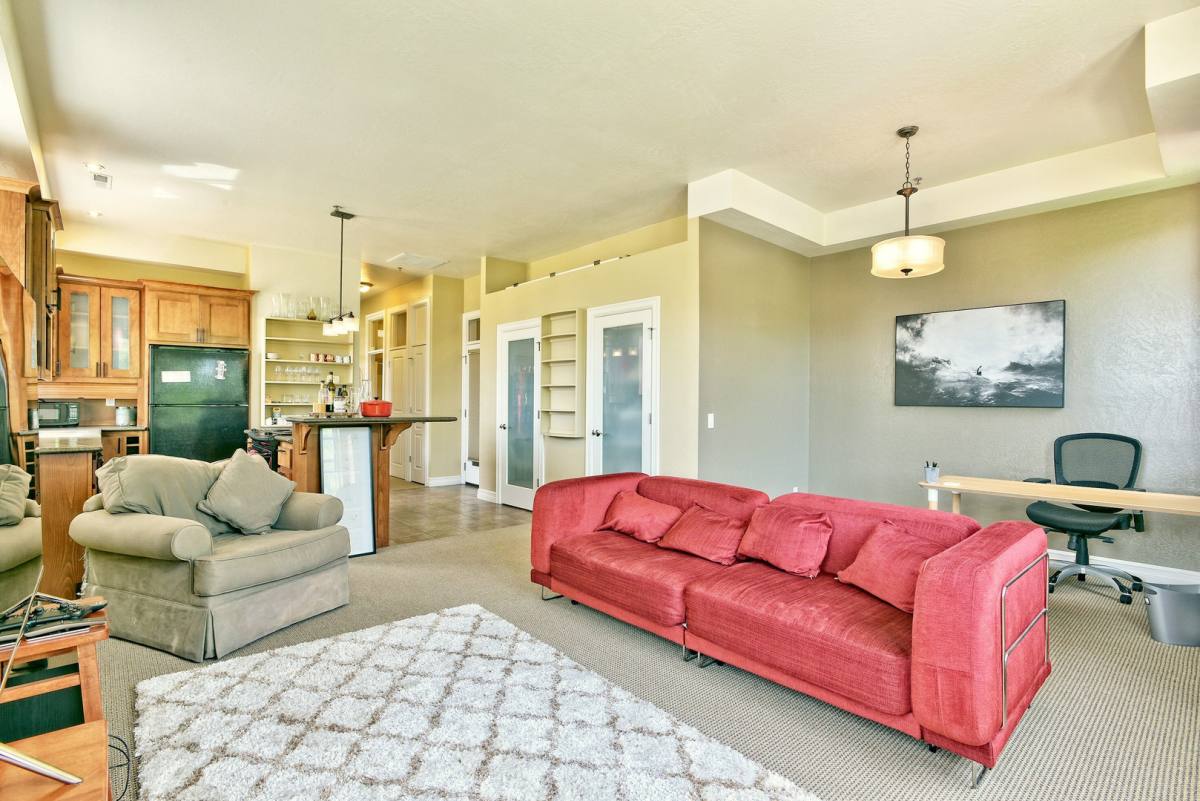 Apartment for rent at 184 Clear Creek, Ashland, OR 97520