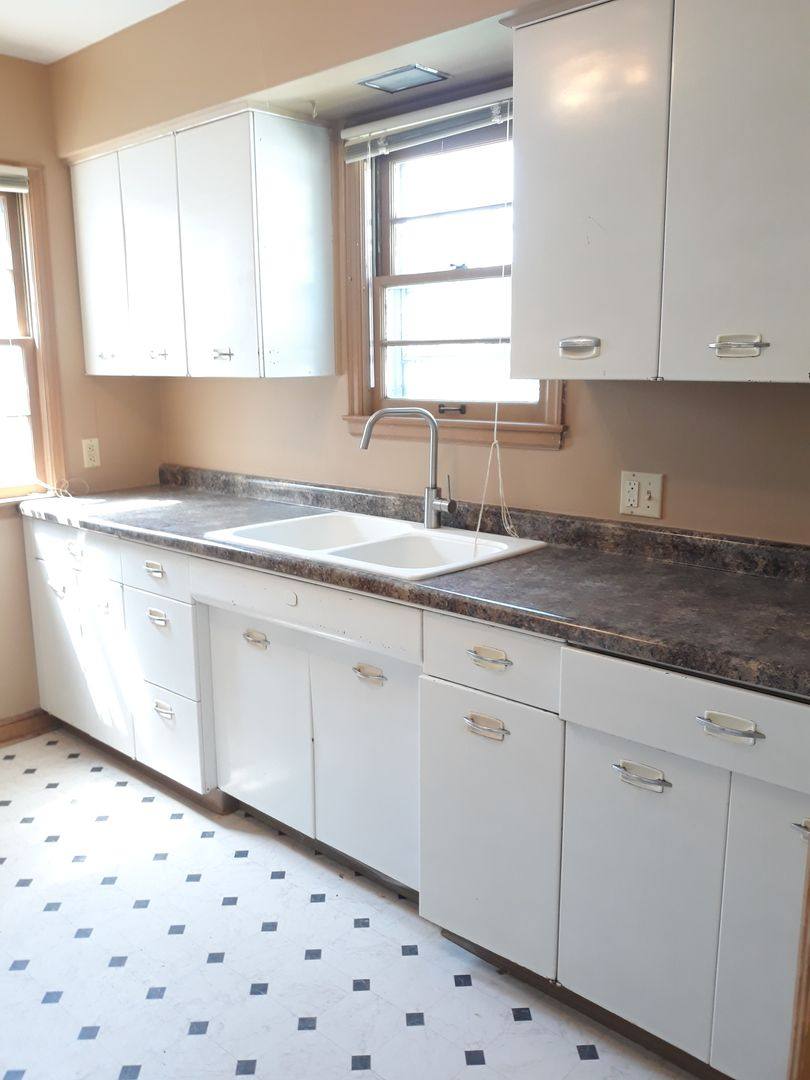 Apartment for rent at 712 7th Ave So, South Saint Paul, MN 55075