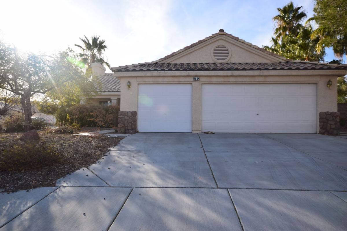 House for rent at 2854 Cordillera Dr, Henderson, NV 89074
