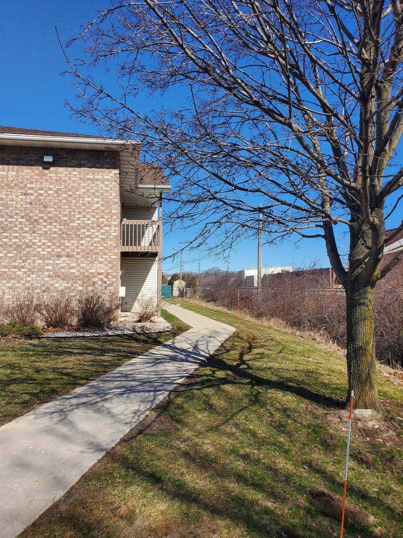 Apartment for rent at 225 S River Blvd, Plymouth, WI 53073