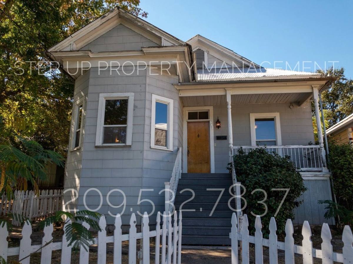 House for rent at 582 Olive St, Sonora, CA 95370