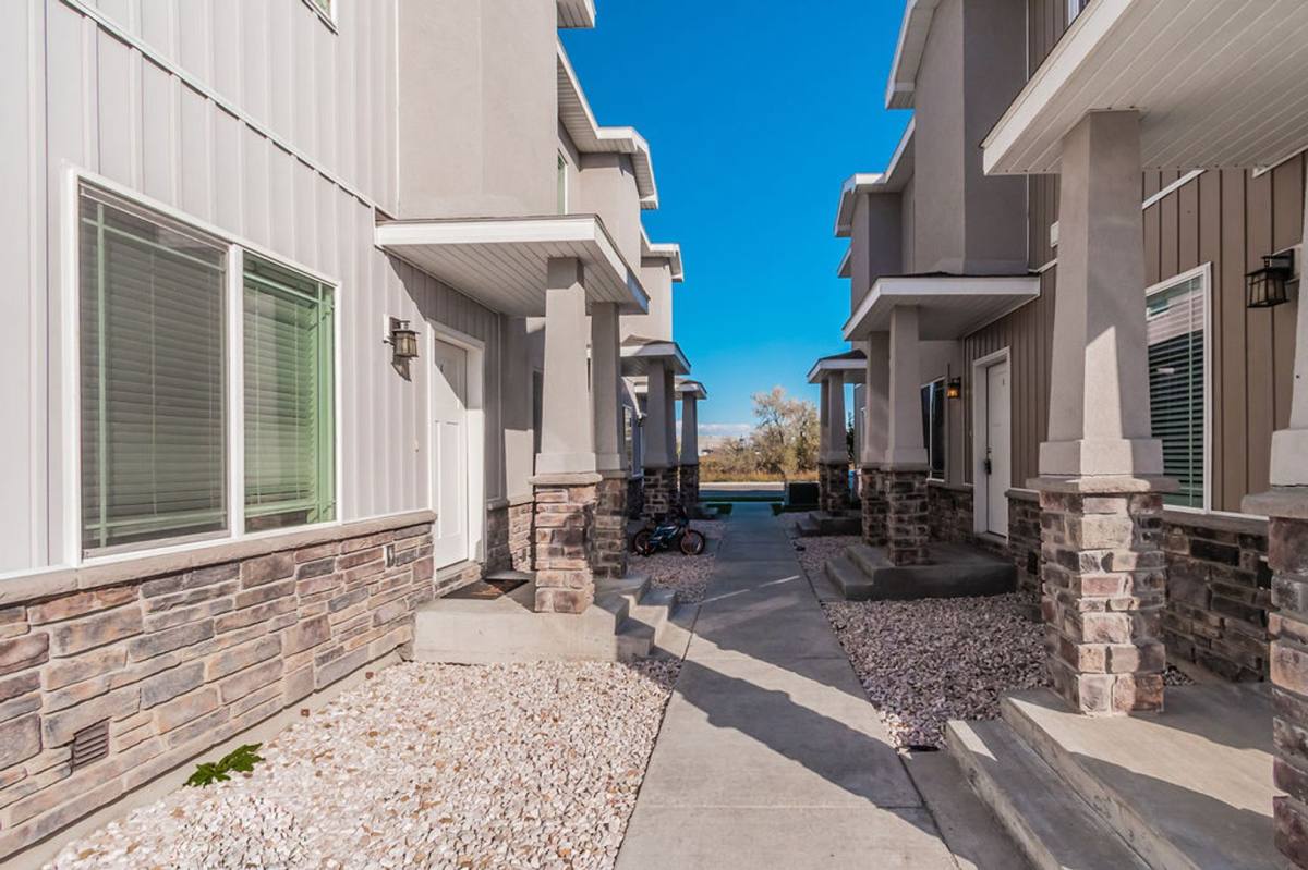 Apartment for rent at 654 S Saturn Ave, Idaho Falls, ID 83402