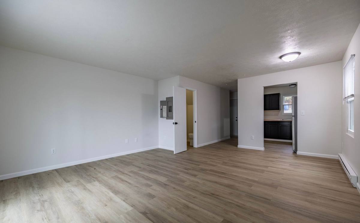 Apartment for rent at 106 108 109 111 Dewer St, Aurora, IN 47001