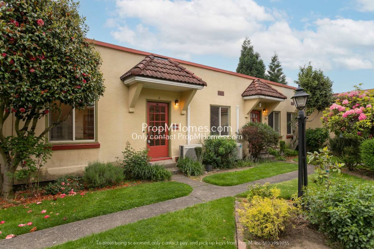 Apartment for rent at 2251 SE Caruthers St, Portland, OR 97214