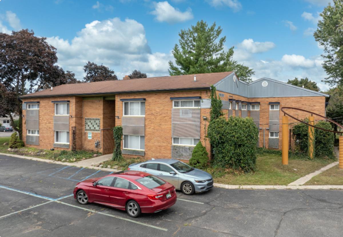 Apartment for rent at 1903 N Main St, Royal Oak, MI 48073