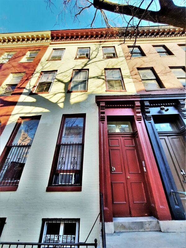 Apartment for rent at 12 E Read St, Baltimore, MD 21202