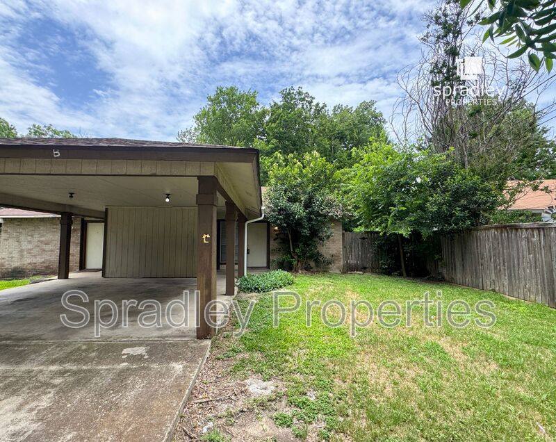 Townhouse for rent at 2018B S 15th St, Temple, TX 76504
