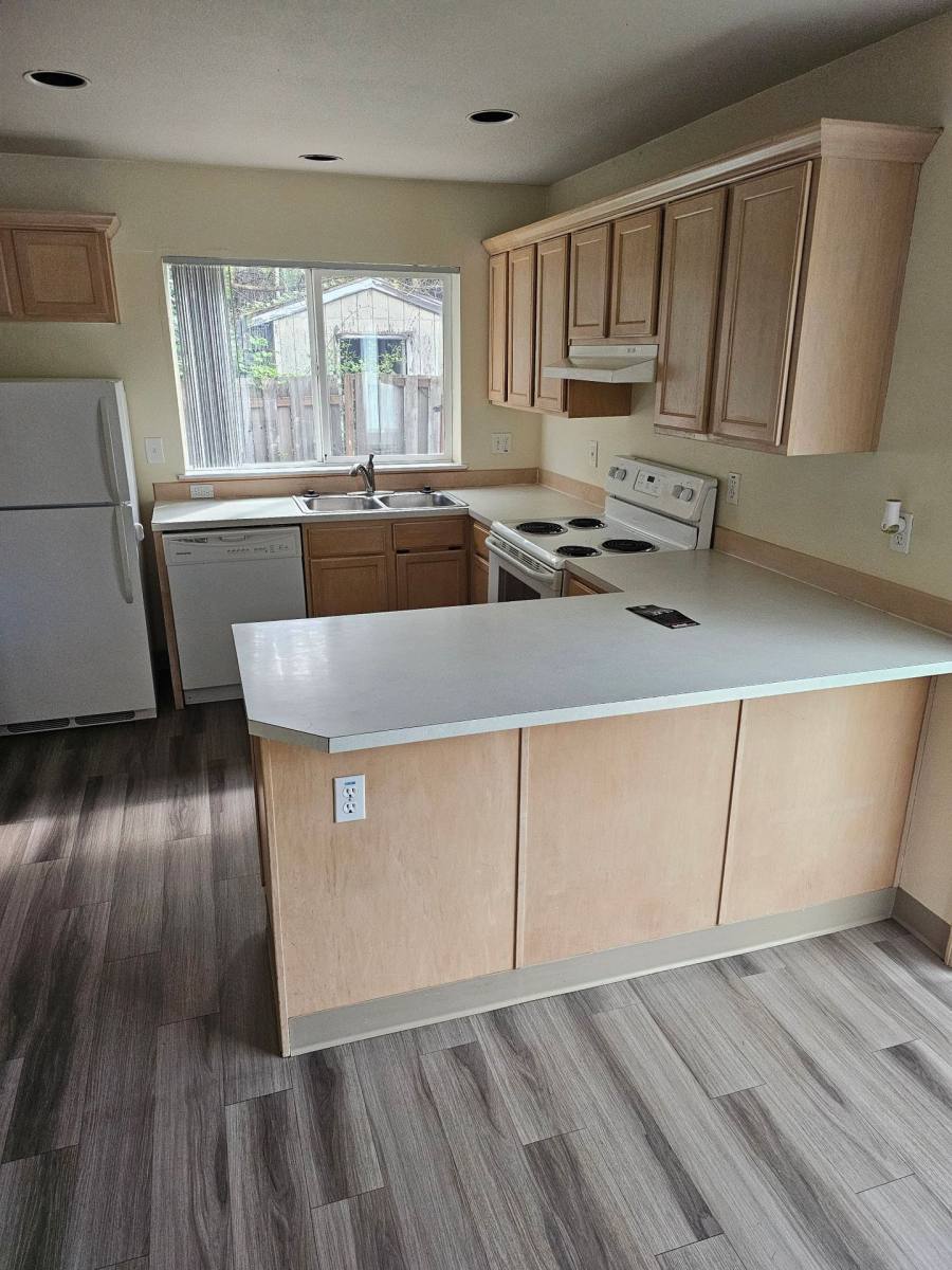 Apartment for rent at 14012 SE Arista Dr, Portland, OR 97267