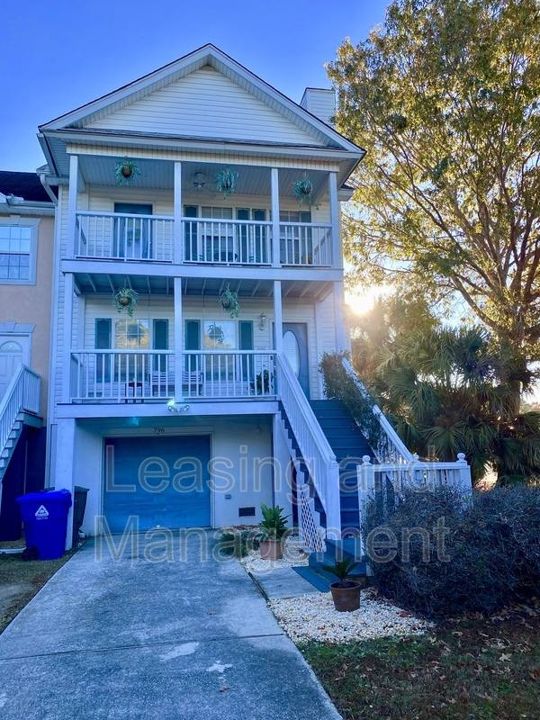 Townhouse for rent at 796 Harbor Place Dr, Charleston, SC 29412