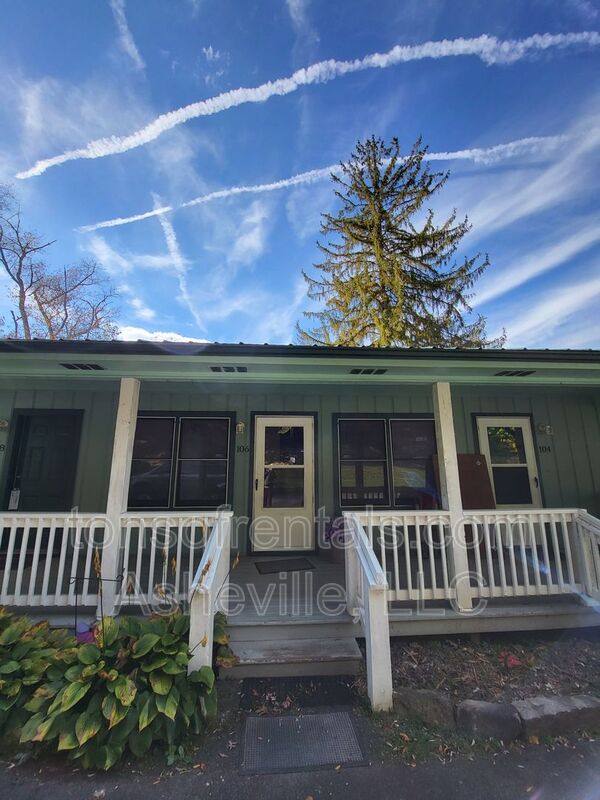 Apartment for rent at 104 Mississippi Ave #106, Waynesville, NC 28786