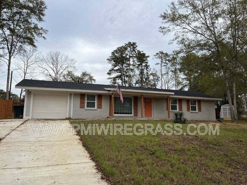 House for rent at 226 Jasmine Dr, Ozark, AL 36360