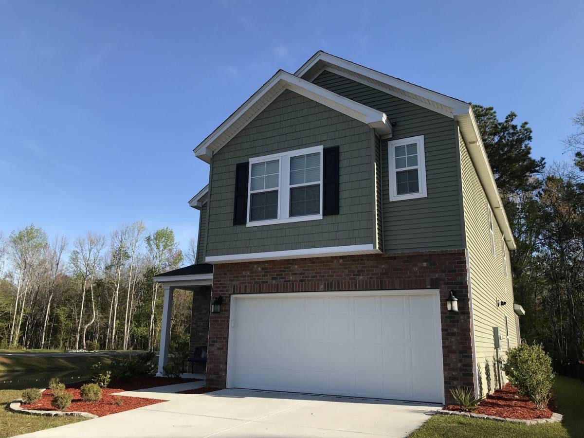 House for rent at 1190 Triple Crown Court, Awendaw, SC 29429