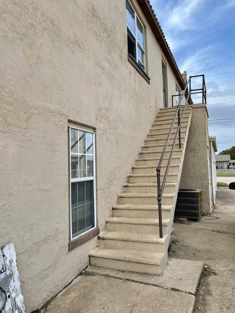 Apartment for rent at 1024-1200 N Broadway, Ada, OK 74820