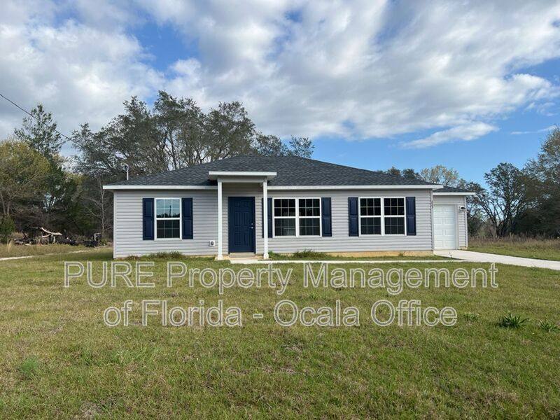 House for rent at 223 Malauka Rd, Ocklawaha, FL 32179