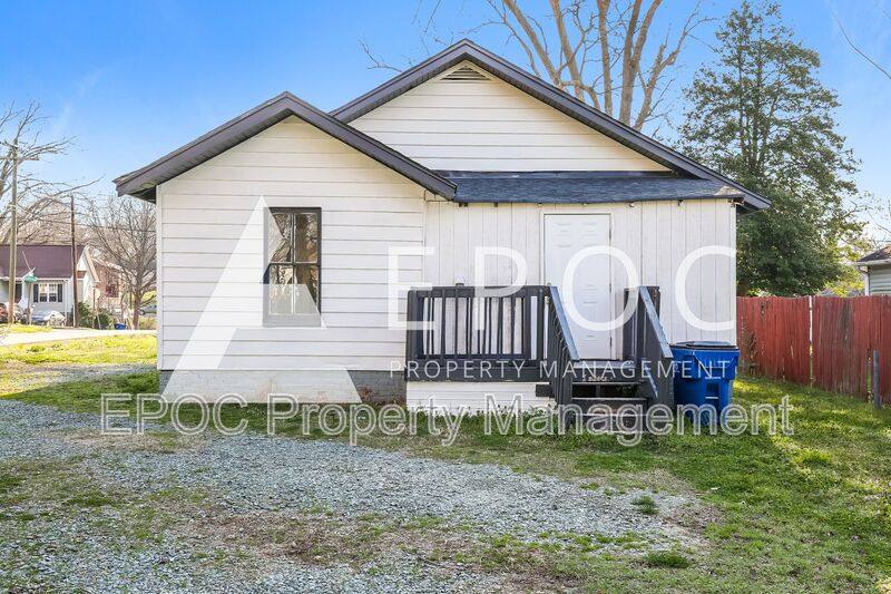 House for rent at 810 Oakley St, Graham, NC 27253