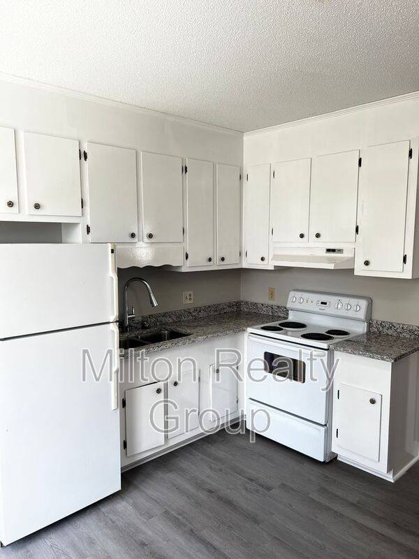 Apartment for rent at 53 W Washington St, Coats, NC 27521
