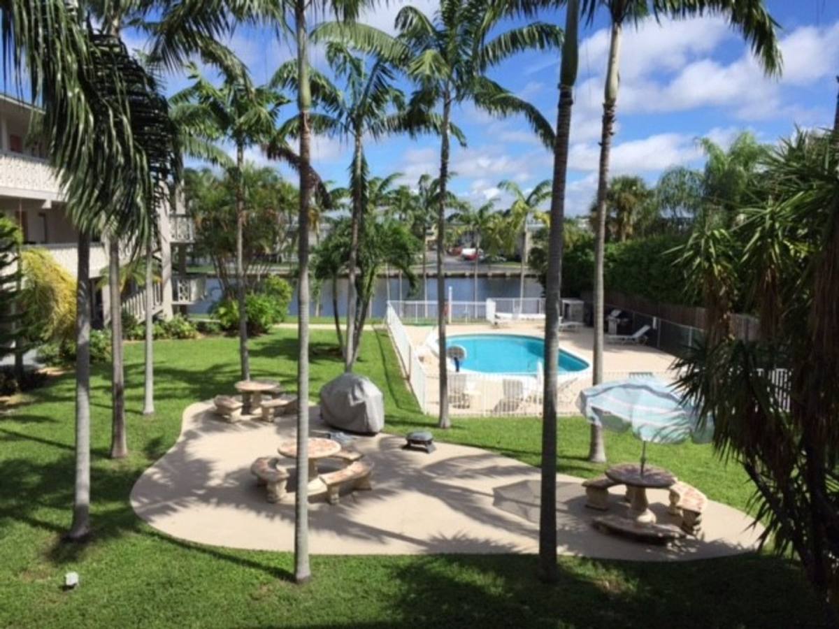 Condo for rent at 6540 NE 18th Ave, Fort Lauderdale, FL 33334