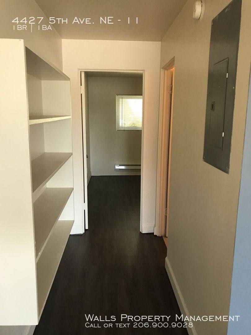 Apartment for rent at 4427 5th Ave NE, Seattle, WA 98105