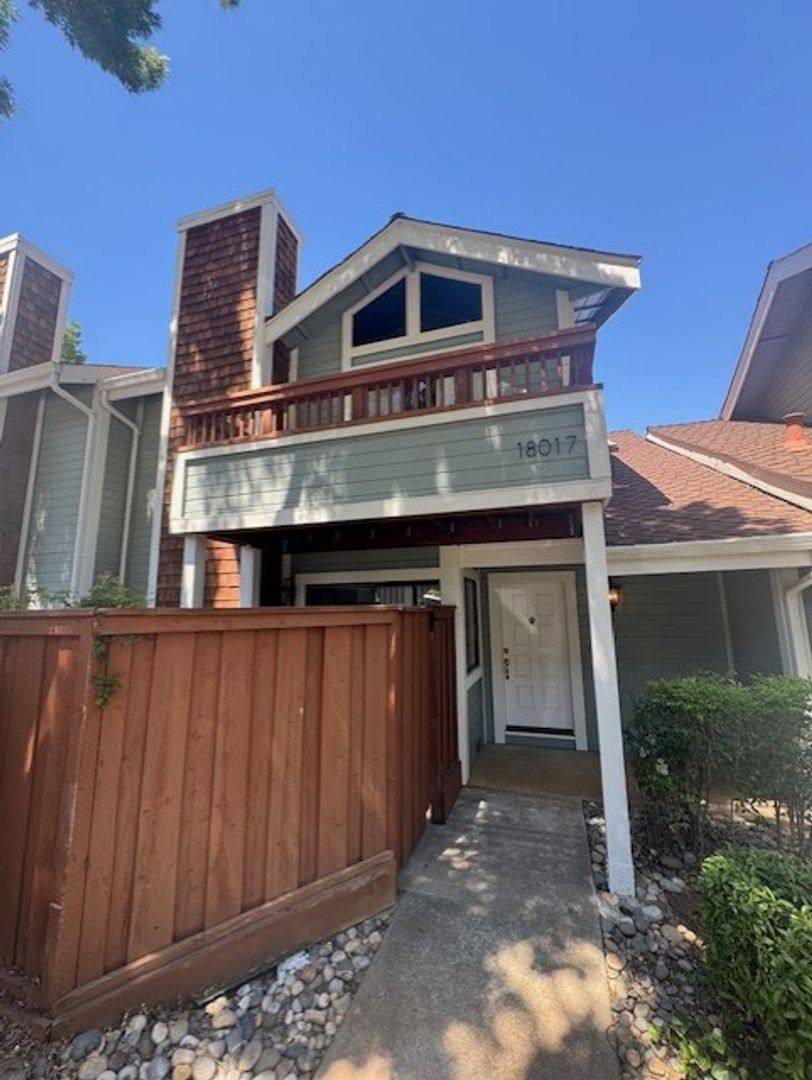 Townhouse for rent at 18017 Hillwood Lane, Morgan Hill, CA 95037