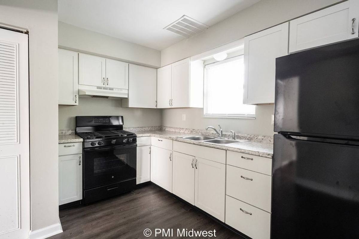 Apartment for rent at 301 W Adams St, Franklin, IN 46131