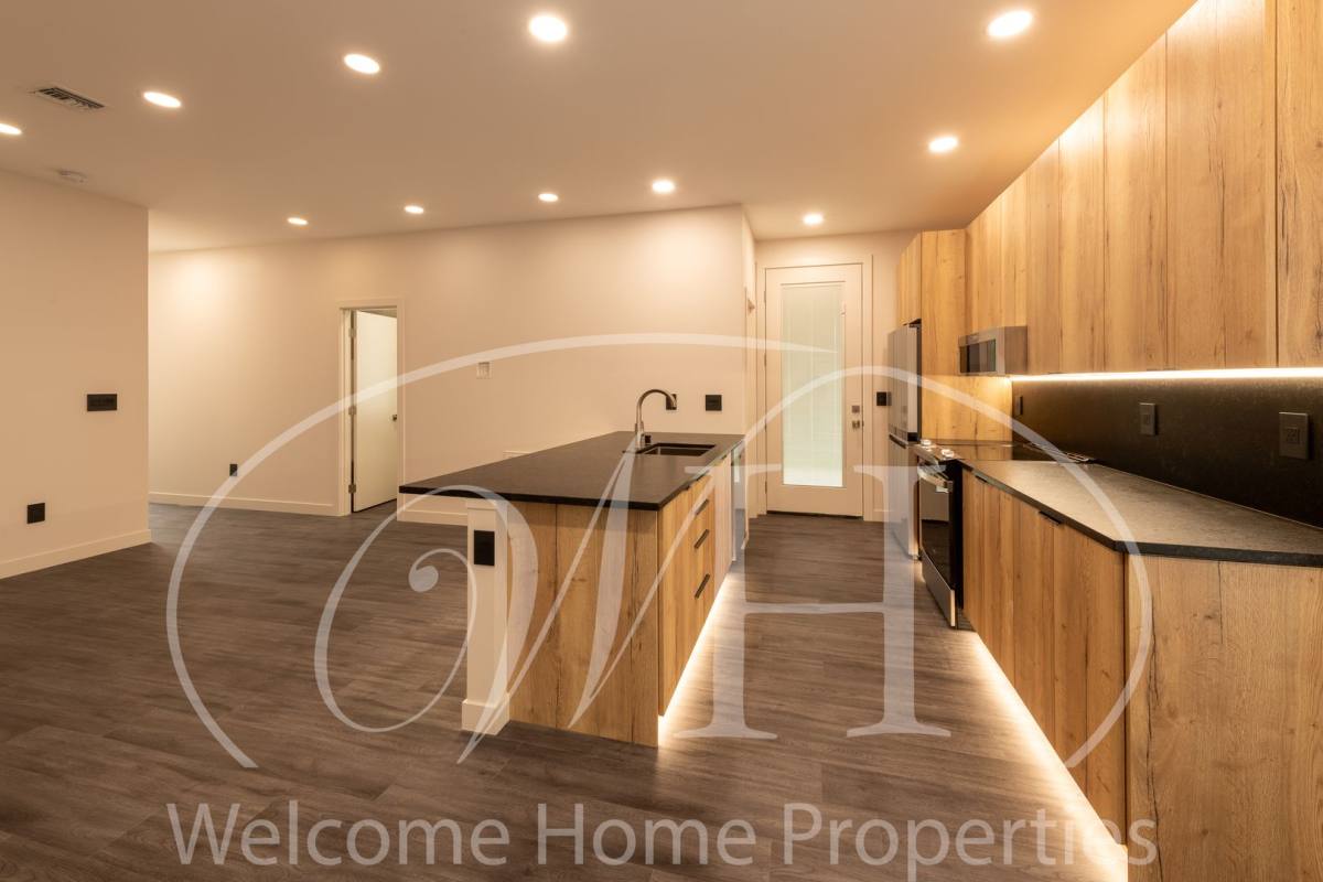 Apartment for rent at 284 NE Maple Ave, College Place, WA 99324