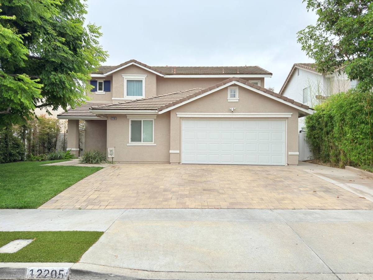 House for rent at 12205 Brookmont Ave, Sylmar, CA 91342