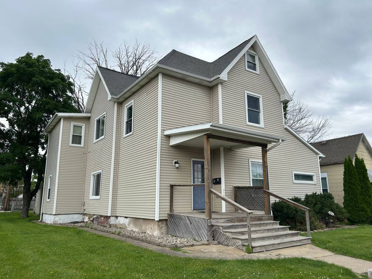 Townhouse for rent at 110 E N Central, Tuscola, IL 61953