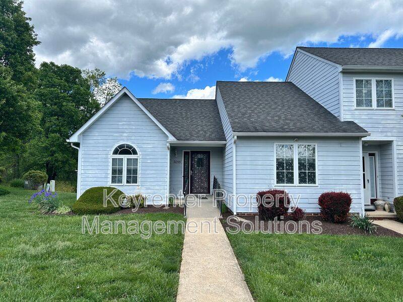 Townhouse for rent at 2055 Hampton Dr, Waynesboro, VA 22980