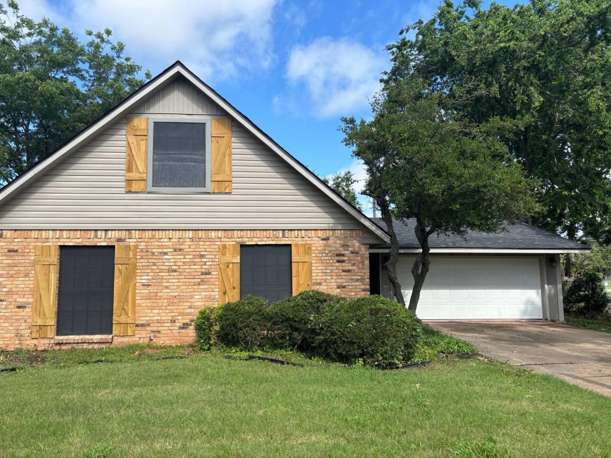 House for rent at 3214 N Calais St, Sherman, TX 75090