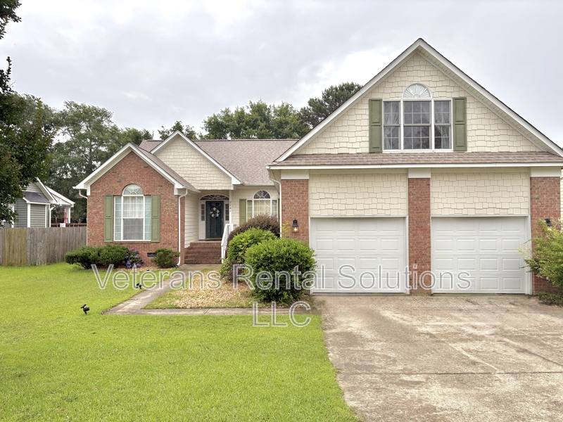 House for rent at 2741 Millmann Rd, Fayetteville, NC 28304