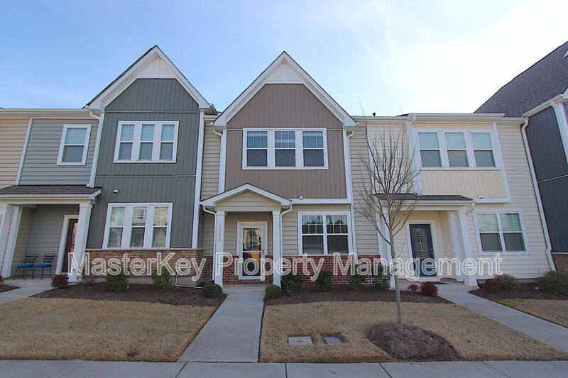 Townhouse for rent at 1328 Farm Pond Trail, Durham, NC 27703