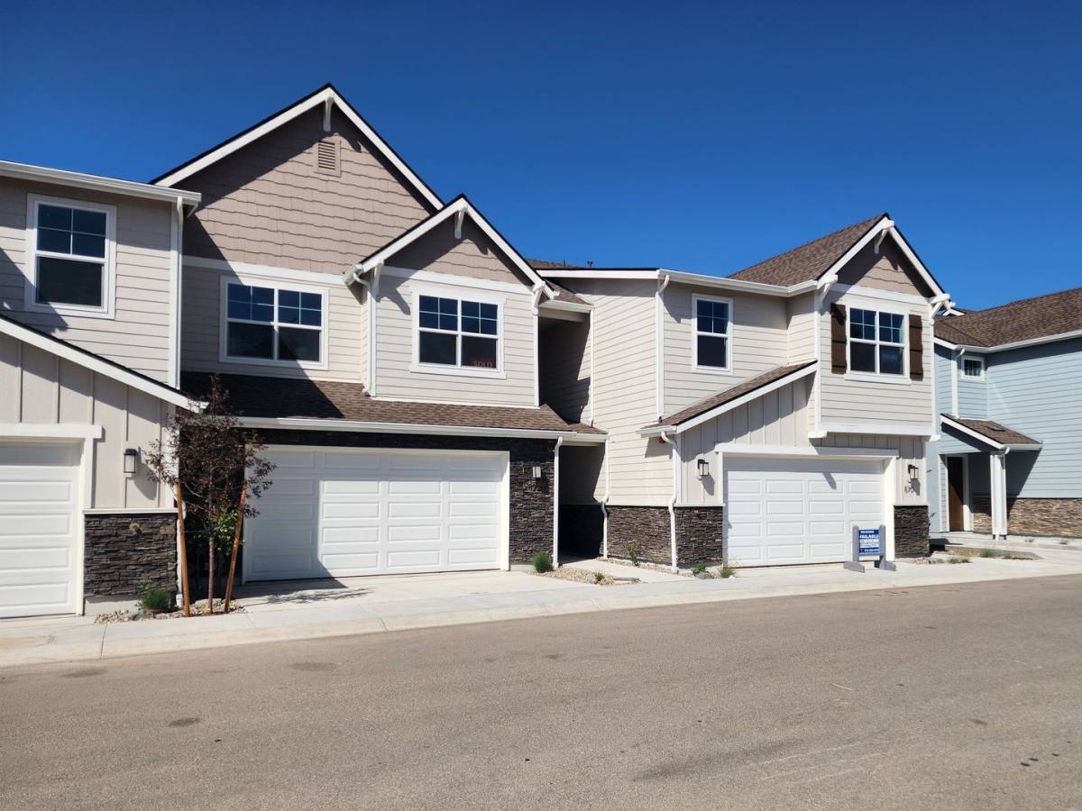 Townhouse for rent at 872 Furlong, Minden, NV 89423