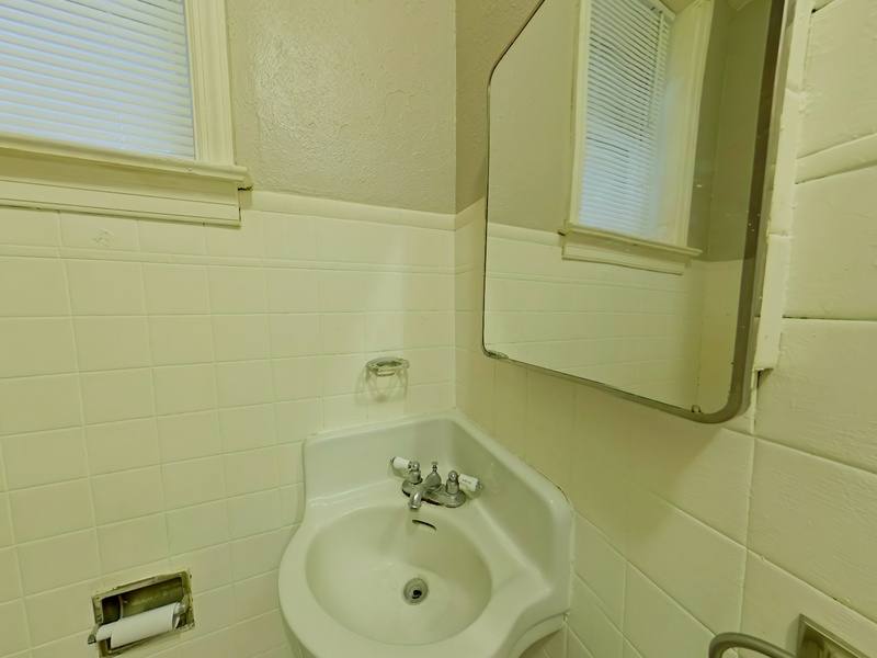 House for rent at 2711 Keokuk St, Saint Louis, MO 63118