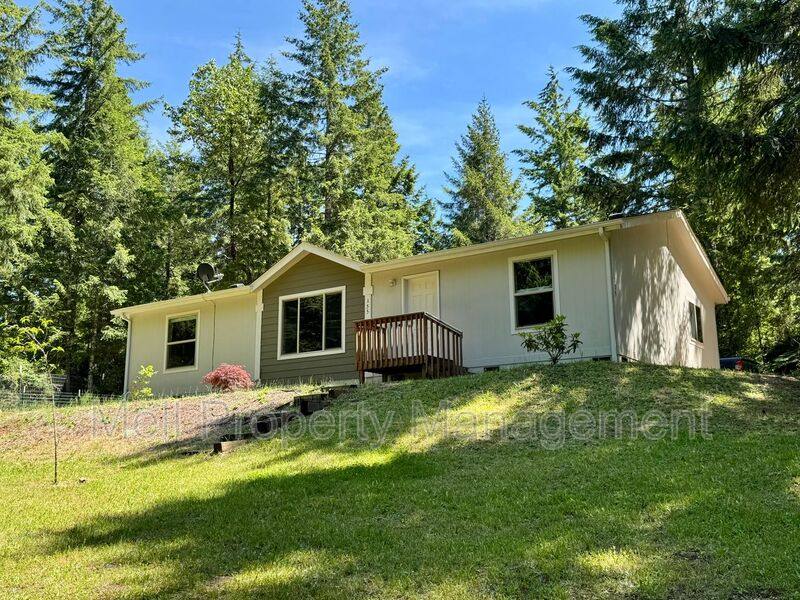 House for rent at 155 E Strayer Way, Shelton, WA 98584