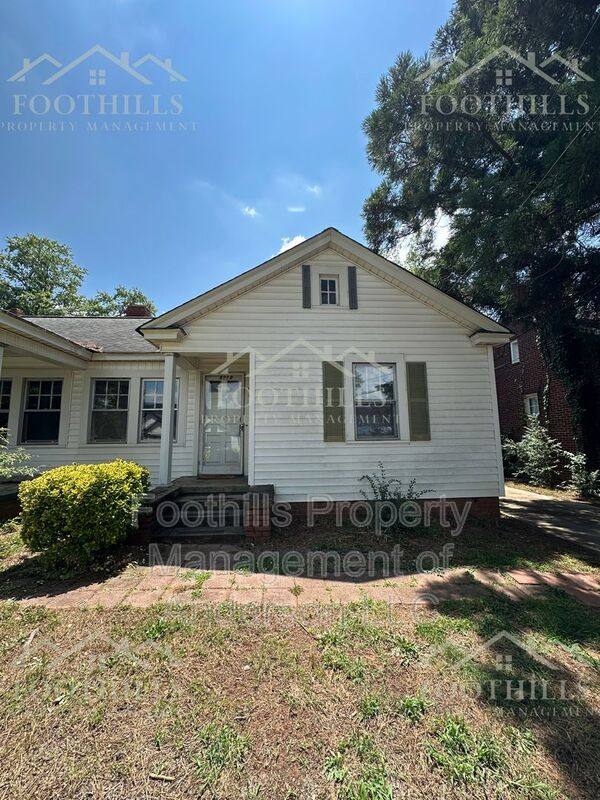 Apartment for rent at 611 Bonham Court #B, Anderson, SC 29621